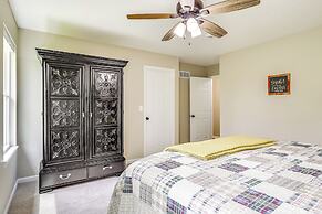 8 Mi to Ark Encounter: Family Home w/ Deck & Grill