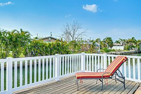 < 1 Mi to Beach: Hudson Apt w/ Fishing Dock Access