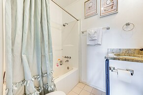 < 1 Mi to Beach: Hudson Apt w/ Fishing Dock Access