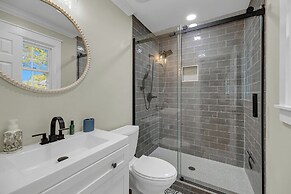 7 Mi to Dtwn: Waterside Oasis in Charleston