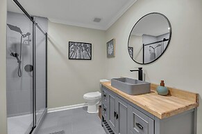 7 Mi to Dtwn: Waterside Oasis in Charleston