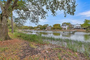 7 Mi to Dtwn: Waterside Oasis in Charleston