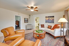 2 Mi to Fly Fishing: Bbq-ready Corvallis Apartment