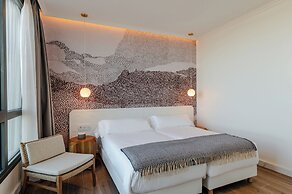 HIRU UHINAK HOTEL