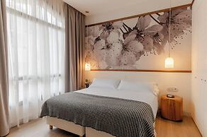 HIRU UHINAK HOTEL