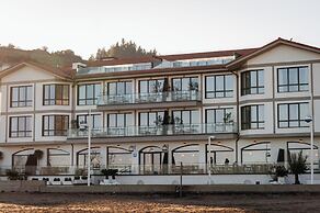 HIRU UHINAK HOTEL