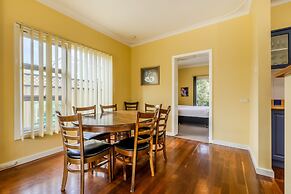 Holly's Beach House - the BnB Collection
