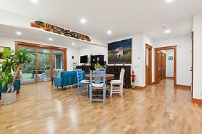 Private Garden Retreat With Gym & Golf Path Access 2 Bedroom Home