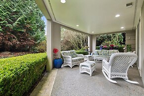 Private Garden Retreat With Gym & Golf Path Access 2 Bedroom Home