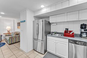 Coastal Camelot - Walk To Surfside Beach 2 Bedroom Duplex