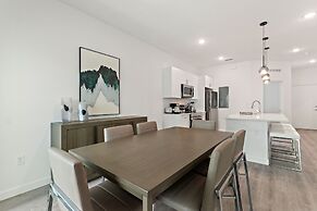 Harmony Haven Boutique Townhome At Azzure Resort Near Disney By Shine 