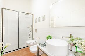 Lunav House in Lucca