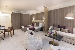 The Quarters Swiss Cottage