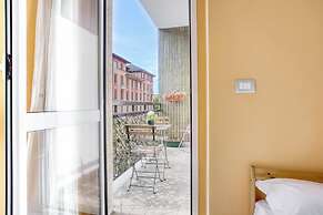 Bright 3BR flat near Park