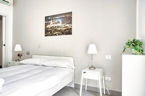 Bright 3BR flat near Park