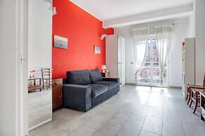 Bright 3BR flat near Park