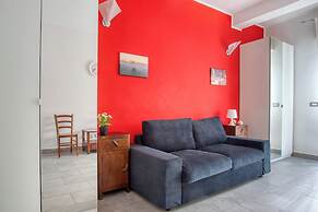 Bright 3BR flat near Park