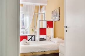 Bright 3BR flat near Park