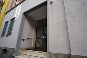 Adorable flat near centre