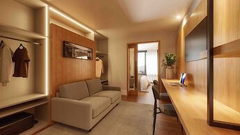 Golden Tulip Canela OFICIAL