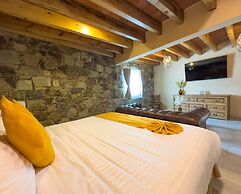 Tierra Adentro Hotel Fashion Grill & Spa