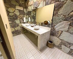 Tierra Adentro Hotel Fashion Grill & Spa