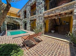 Tierra Adentro Hotel Fashion Grill & Spa