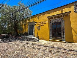 Tierra Adentro Hotel Fashion Grill & Spa