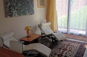 Bali Hi Cliff Cottage-sleeps 2-hot Tub-5minbeach