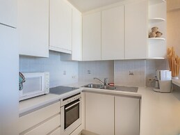 Central Seafront Apartment in Koksijde