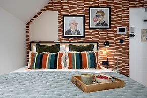 Your Apartment - Camden