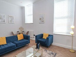 The Salisbury Apartment 104