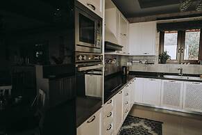 Luxury Villa Rodianna