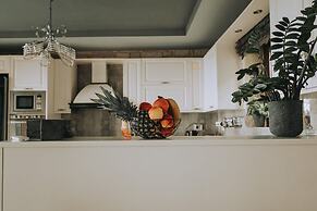 Luxury Villa Rodianna