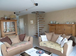 Duplex Flat in Koksijde With sun Terraces