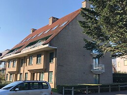 Duplex Flat in Koksijde With sun Terraces