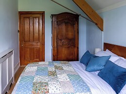Coach House
