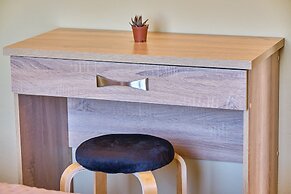 Christine's Seaview by Corfuescapes