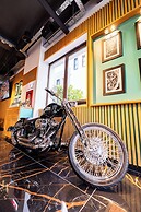 HOW Boutique and Hotel