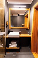 HOW Boutique and Hotel