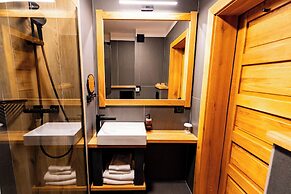HOW Boutique and Hotel