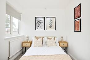 The Oxford Garden House - Spacious 5-bed Oxford Home With Garden & Bal