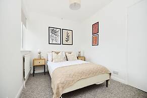 The Oxford Garden House - Spacious 5-bed Oxford Home With Garden & Bal