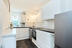 The Oxford Garden House - Spacious 5-bed Oxford Home With Garden & Bal