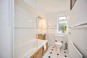 The Oxford Garden House - Spacious 5-bed Oxford Home With Garden & Bal