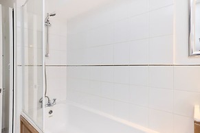 The Oxford Garden House - Spacious 5-bed Oxford Home With Garden Balco