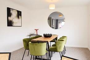 The Oxford Garden House - Spacious 5-bed Oxford Home With Garden Balco