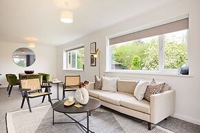 The Oxford Garden House - Spacious 5-bed Oxford Home With Garden Balco