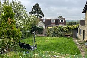 The Oxford Garden House - Spacious 5-bed Oxford Home With Garden Balco