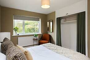 The Oxford Garden House - Spacious 5-bed Oxford Home With Garden Balco